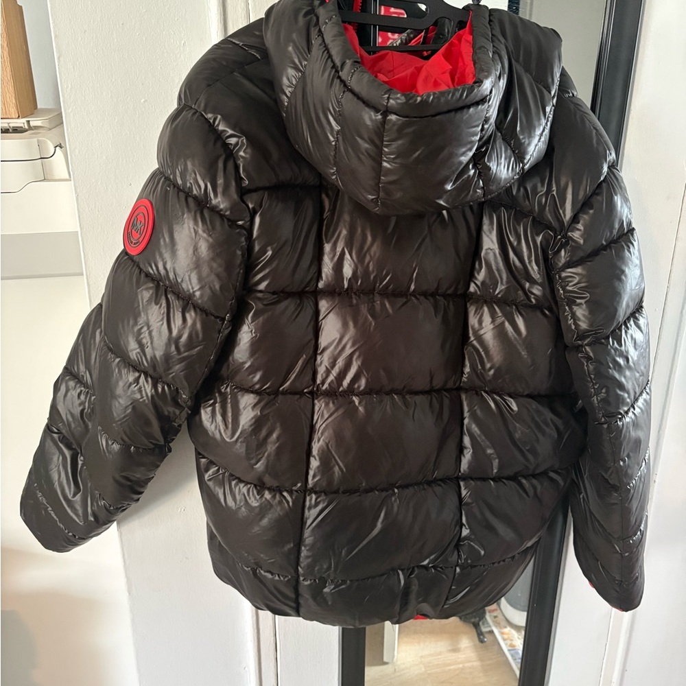 Michael Kors Black and Red Puffer Jacket Unisex - Picture 7 of 9